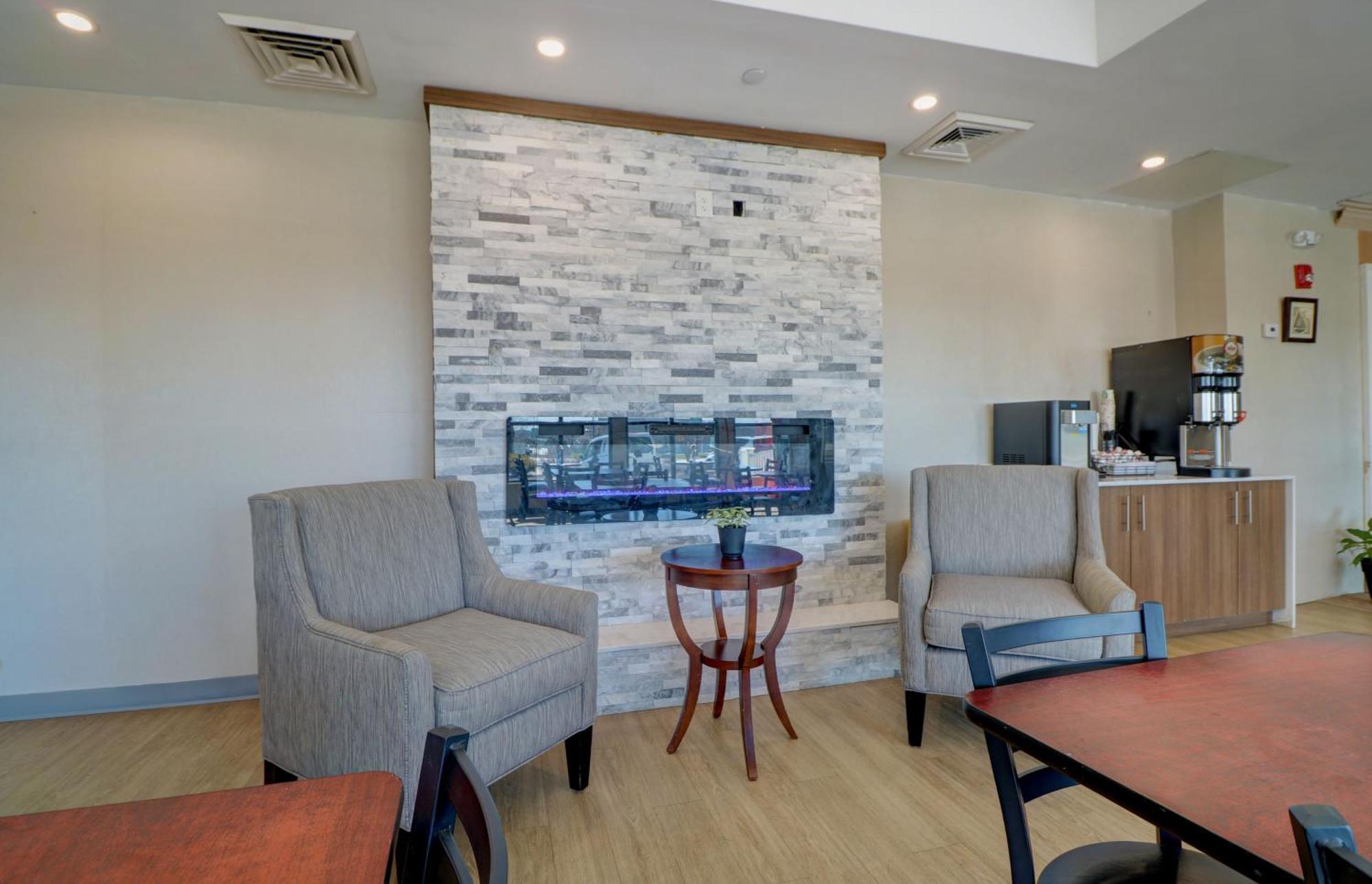 Anchorage Inn And Suites Portsmouth Zewnętrze zdjęcie